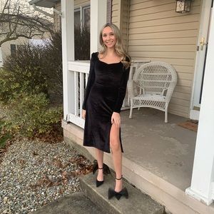 Back sweet heart neckline midi dress with slit